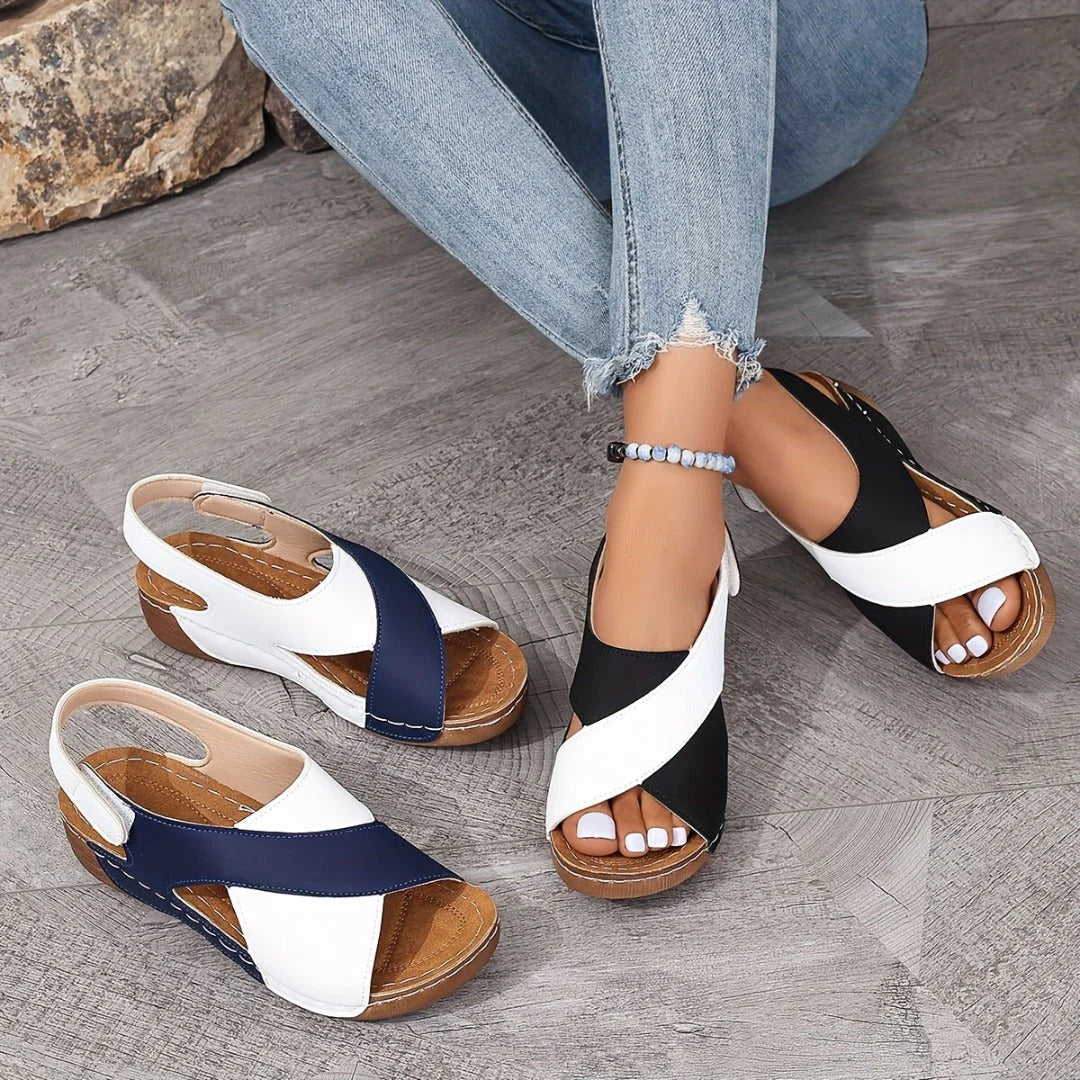 WOMEN'S SANDALS