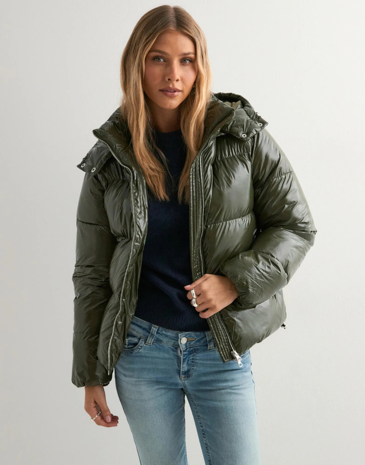 Ella  | Shiny Puffer Jacket